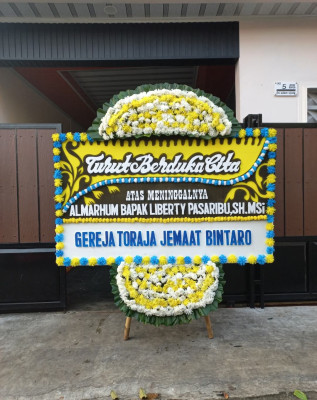 Papan Bunga Duka di Tanjunggading
